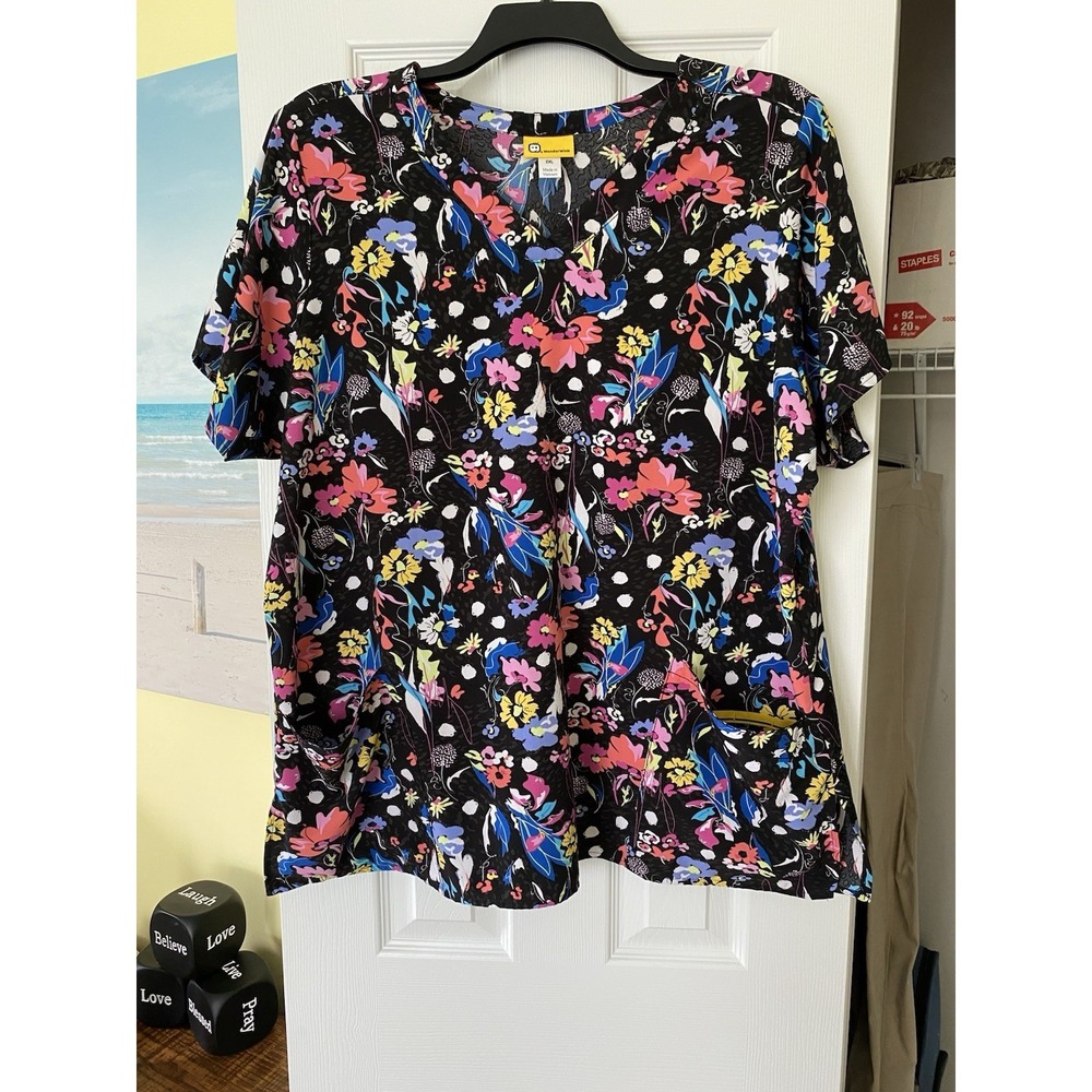 WonderWink Women's Scrub Top Size 2XL